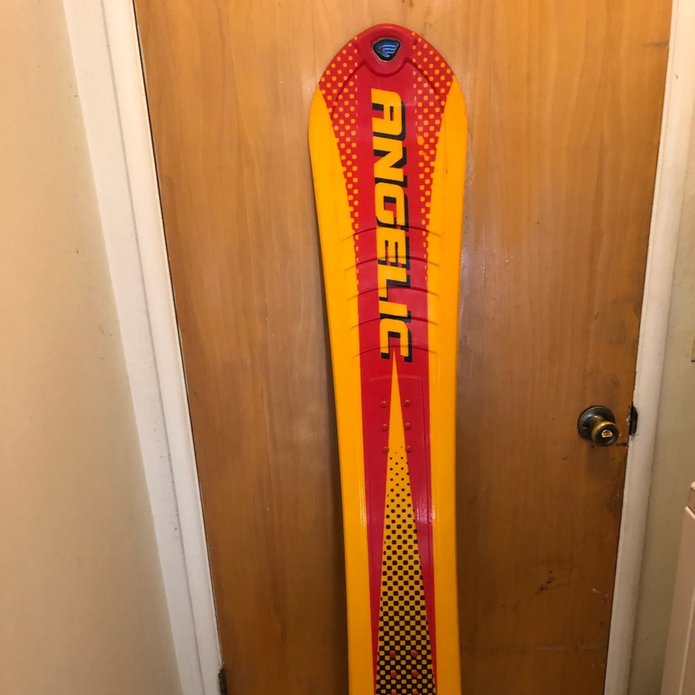 Angelic speed snowboards